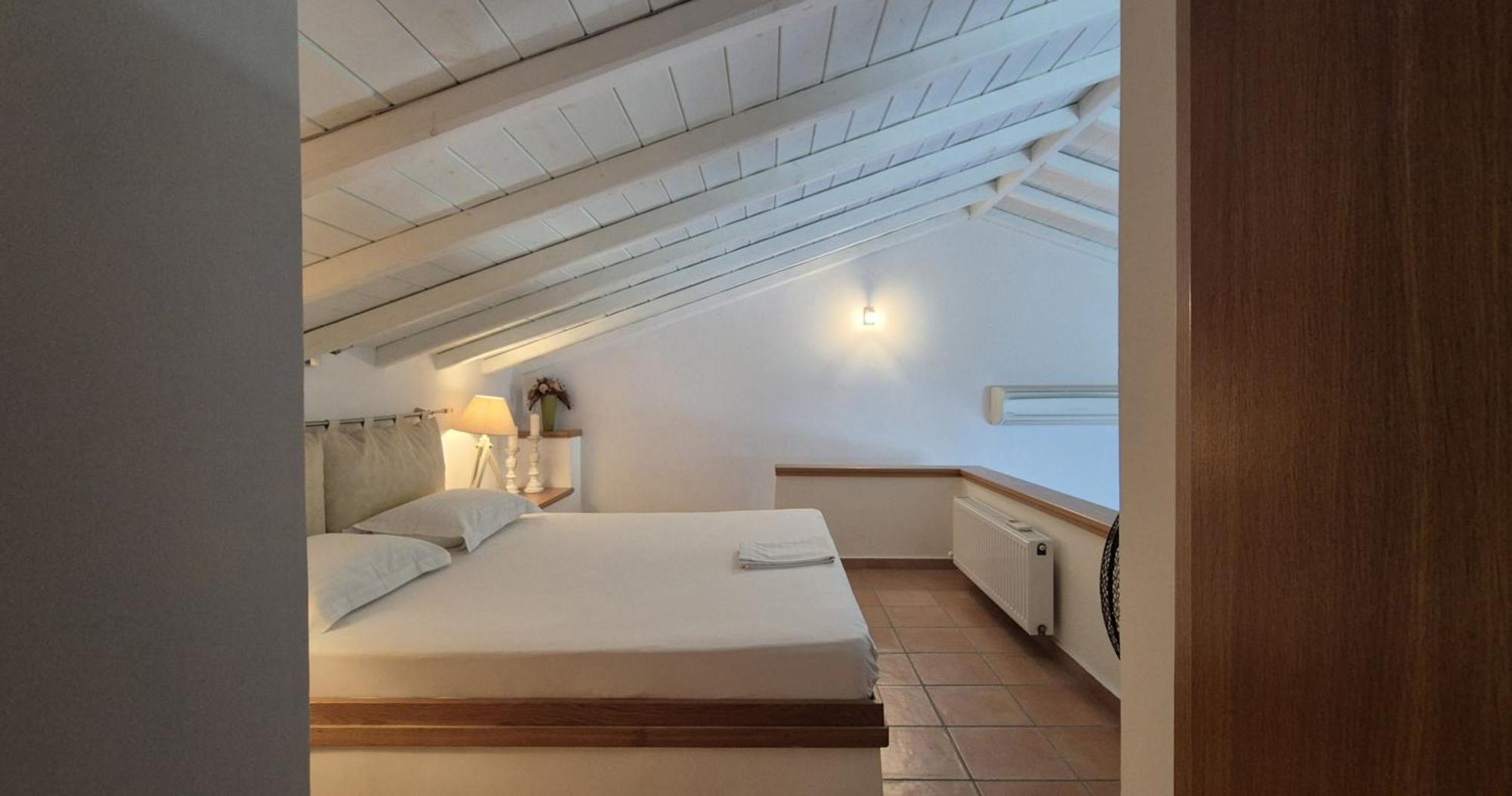 Villas On The Rock 아피소스 외부 사진
